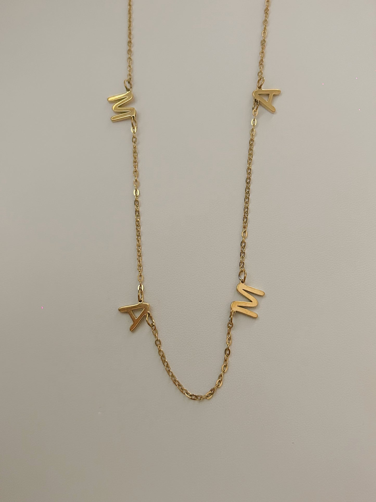 Mamá Necklace