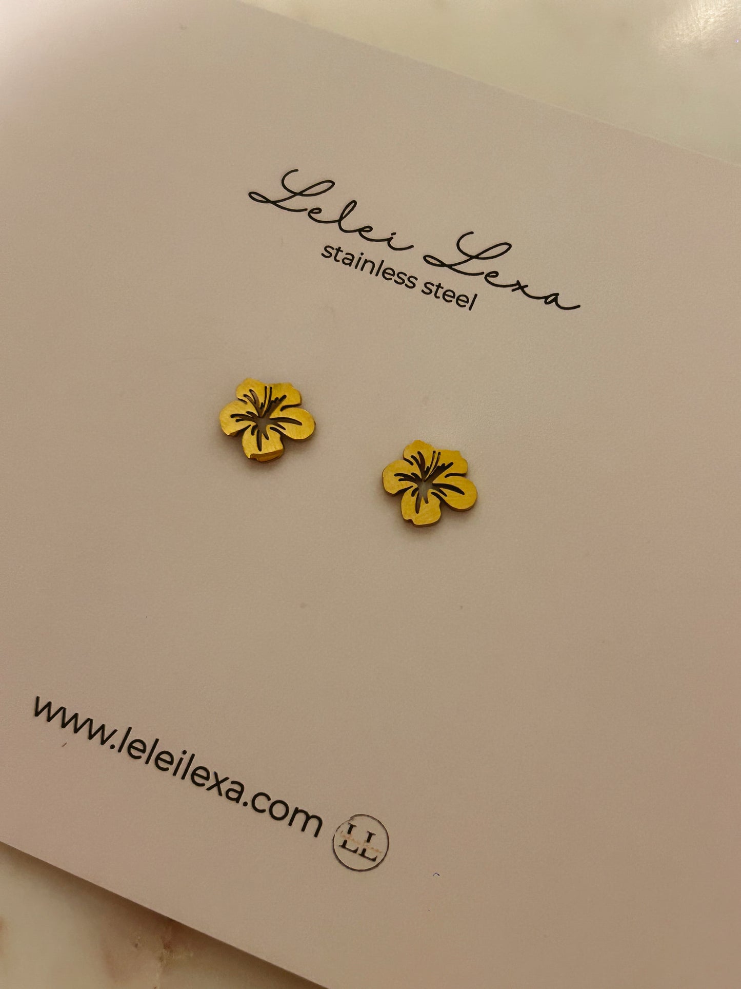 Amapola Studs