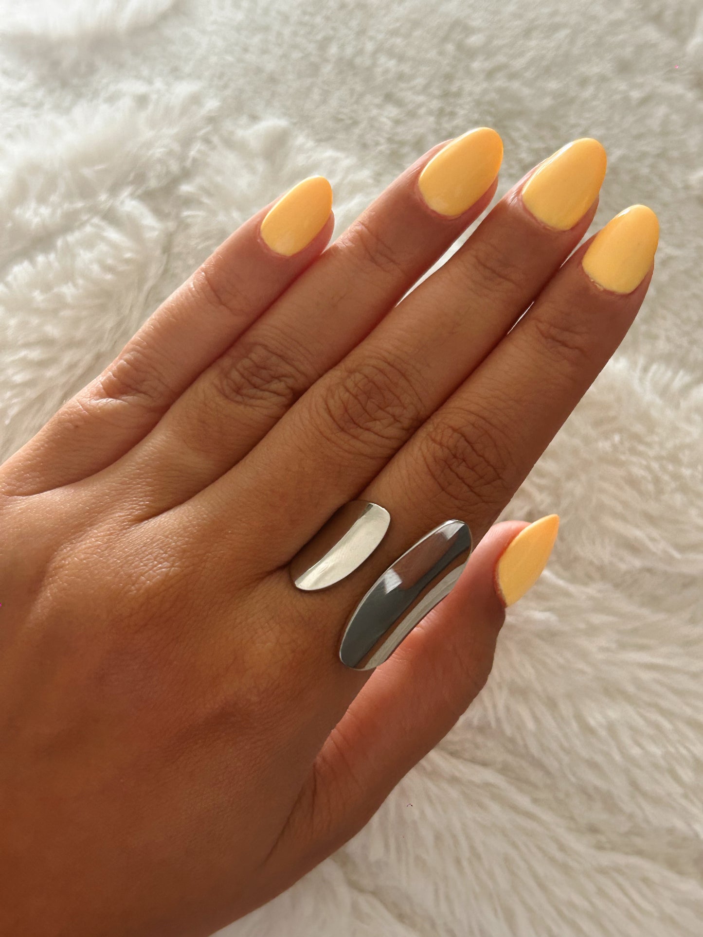 Elegancia Ring