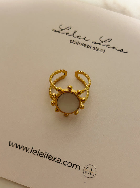 Lilia Ring