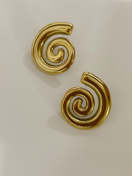 Caracol Studs