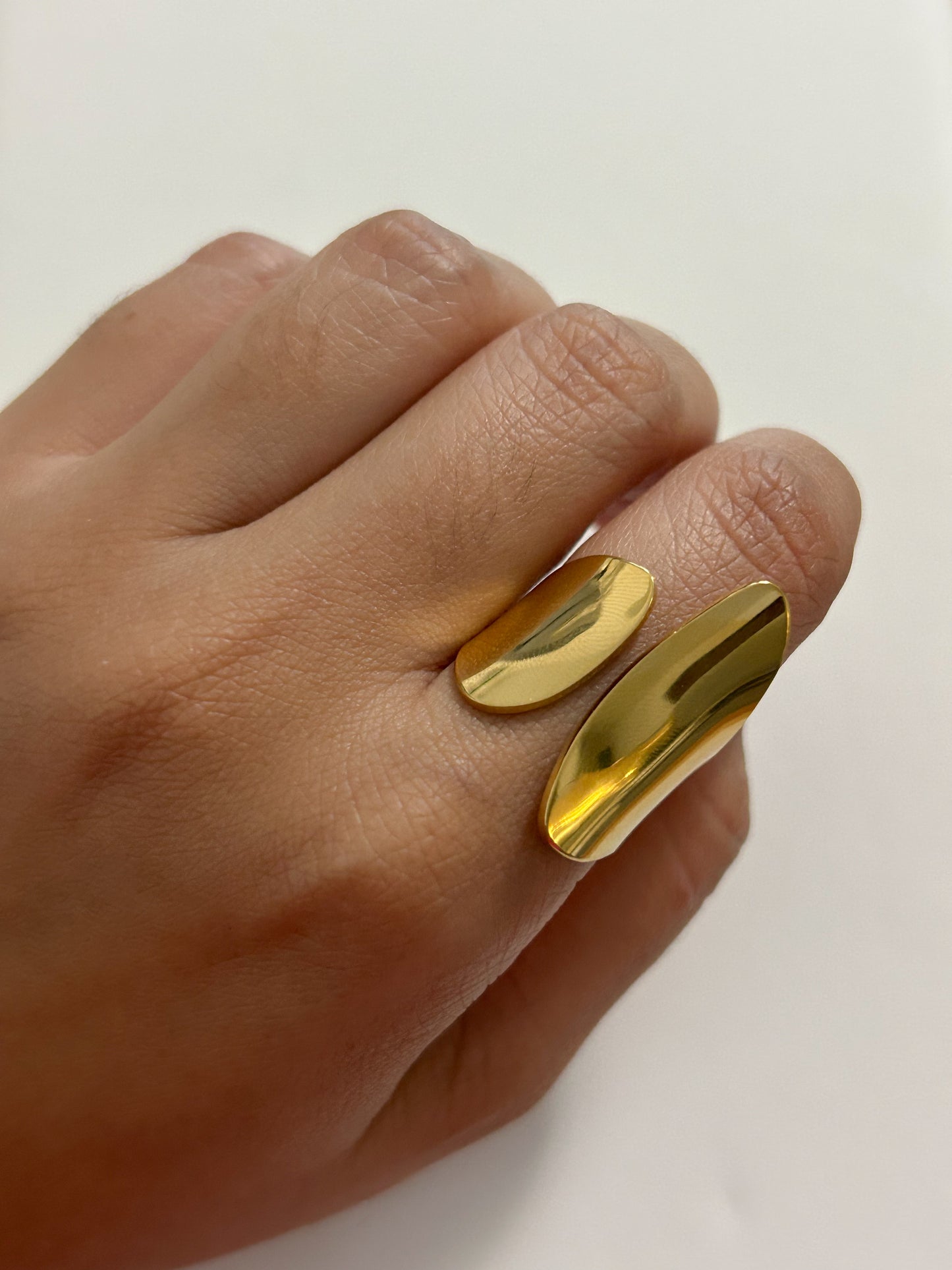 Elegancia Ring