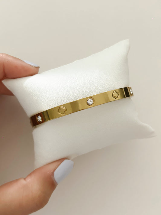 Yara Bangle